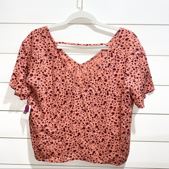 Closet Cleanout✨ Arizona Cropped Summer Blouse (Size M) - Picture 4 of 4